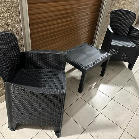 Paola Center , Luxury House In Town Centre 아파트