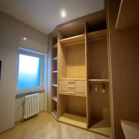 아파트 Paola Center , Luxury House In Town Centre