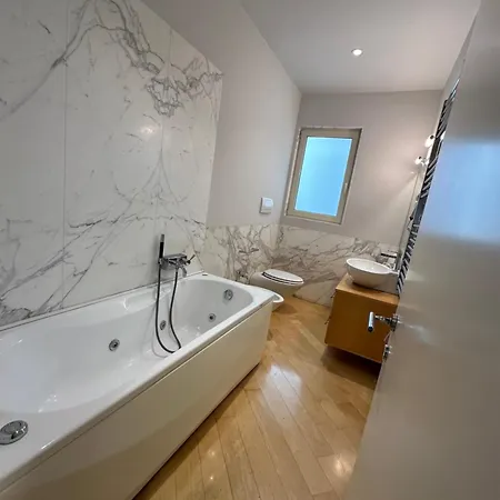 Paola Center , Luxury House In Town Centre * Бари