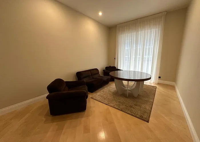 Paola Center , Luxury House In Town Centre *